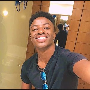 Meet your Posher, Seth